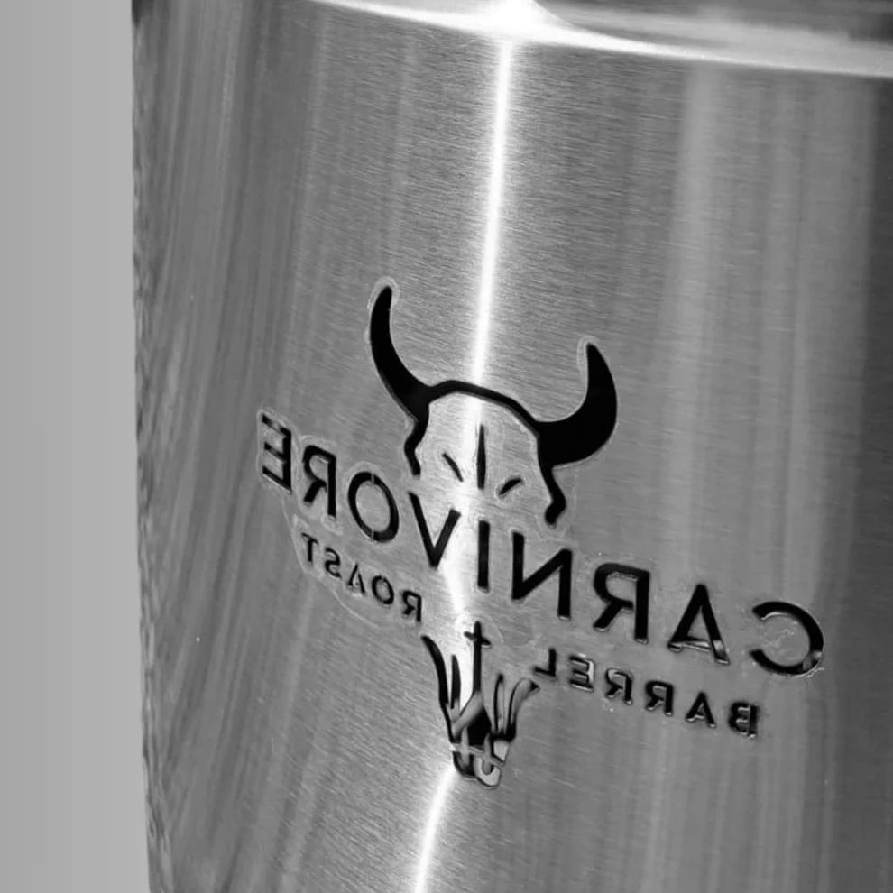Logo Carnivore Barrel Roast cortado en el acero del barril Mediano